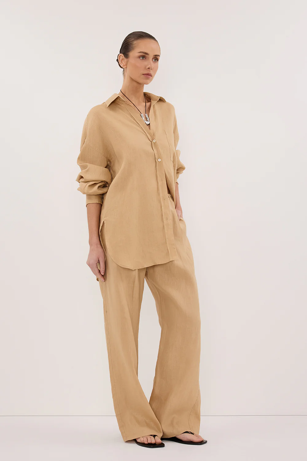 LUNE TAN OVERSIZED LINEN SHIRT - Gamepaces