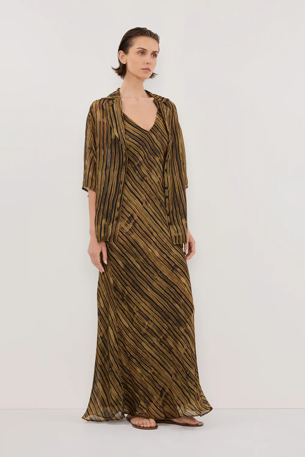 FLEUR DARK CHOCOLATE SHIRT - Gamepaces