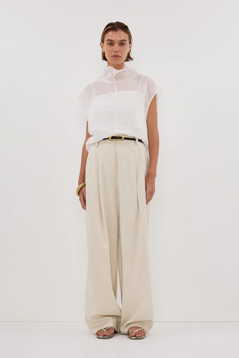 CARMEL WHITE RAMIE FUNNEL NECK TOP - Gamepaces