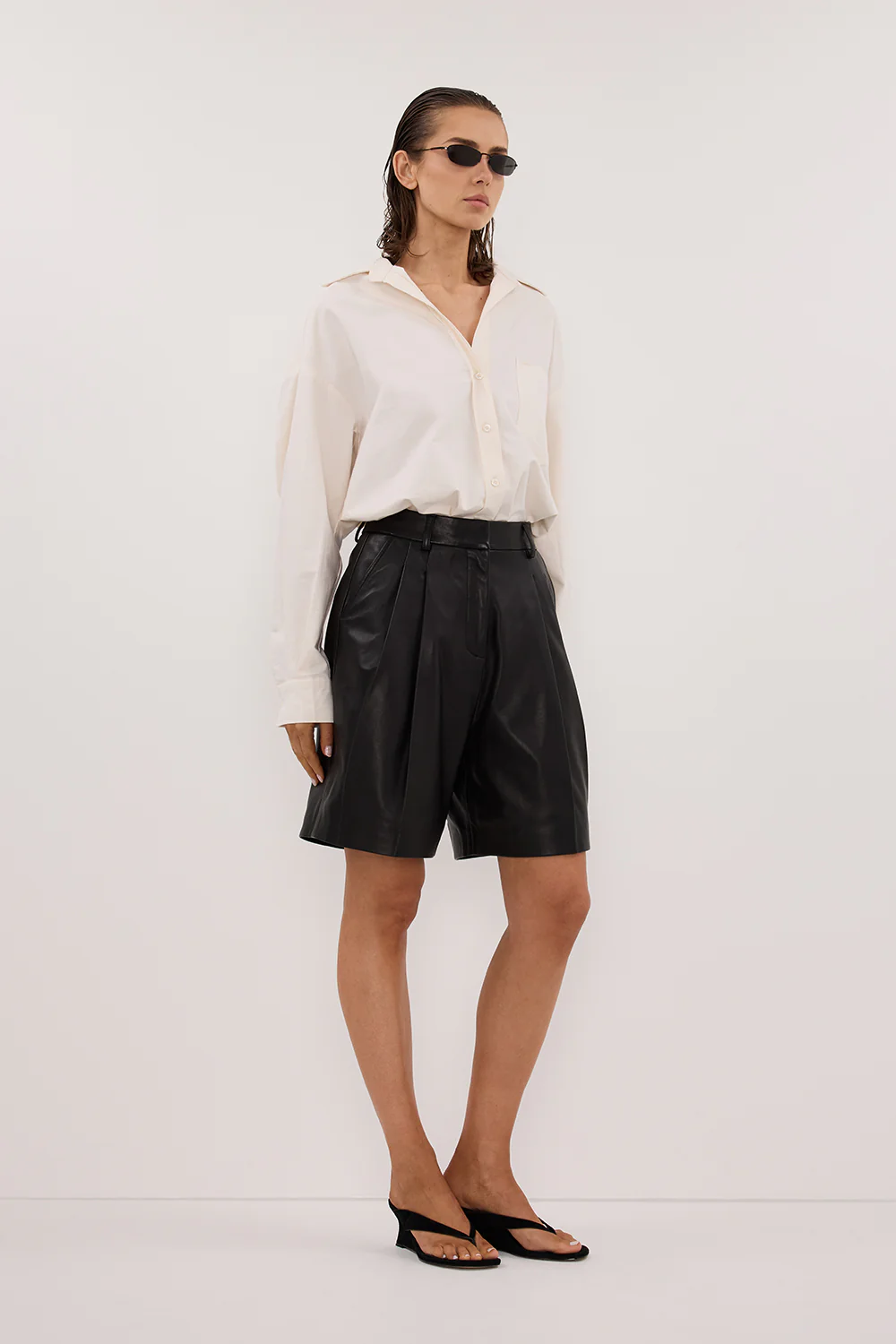 MAYFAIR BLACK LEATHER BERMUDA SHORT - Gamepaces