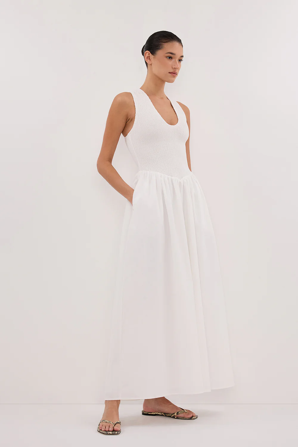 FLORENCE WHITE SLEEVELESS COTTON MIDI DRESS - Gamepaces