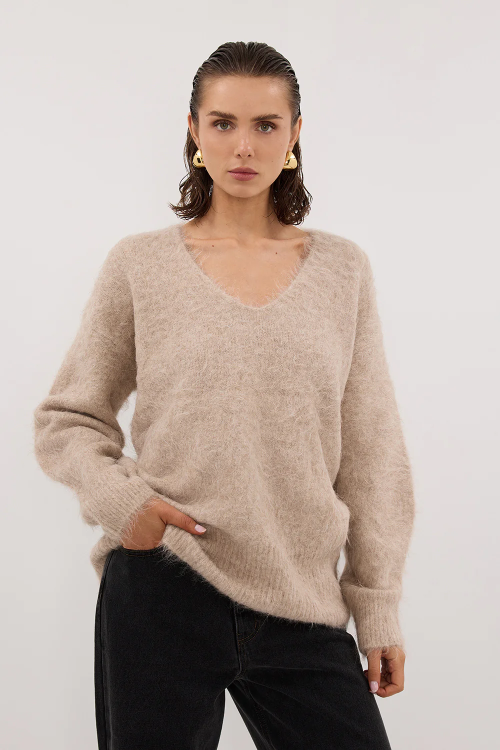 SALMA OAT V NECK JUMPER - Gamepaces