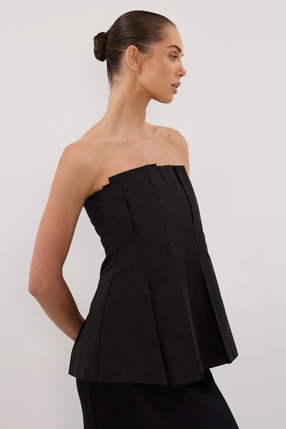 LILLY BLACK PLEATED STRAPLESS TOP - Gamepaces