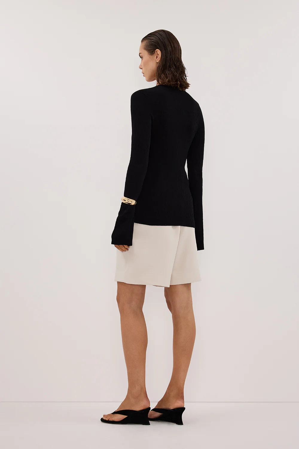 ALIAS BLACK LONG SLEEVE KNIT TOP - Gamepaces