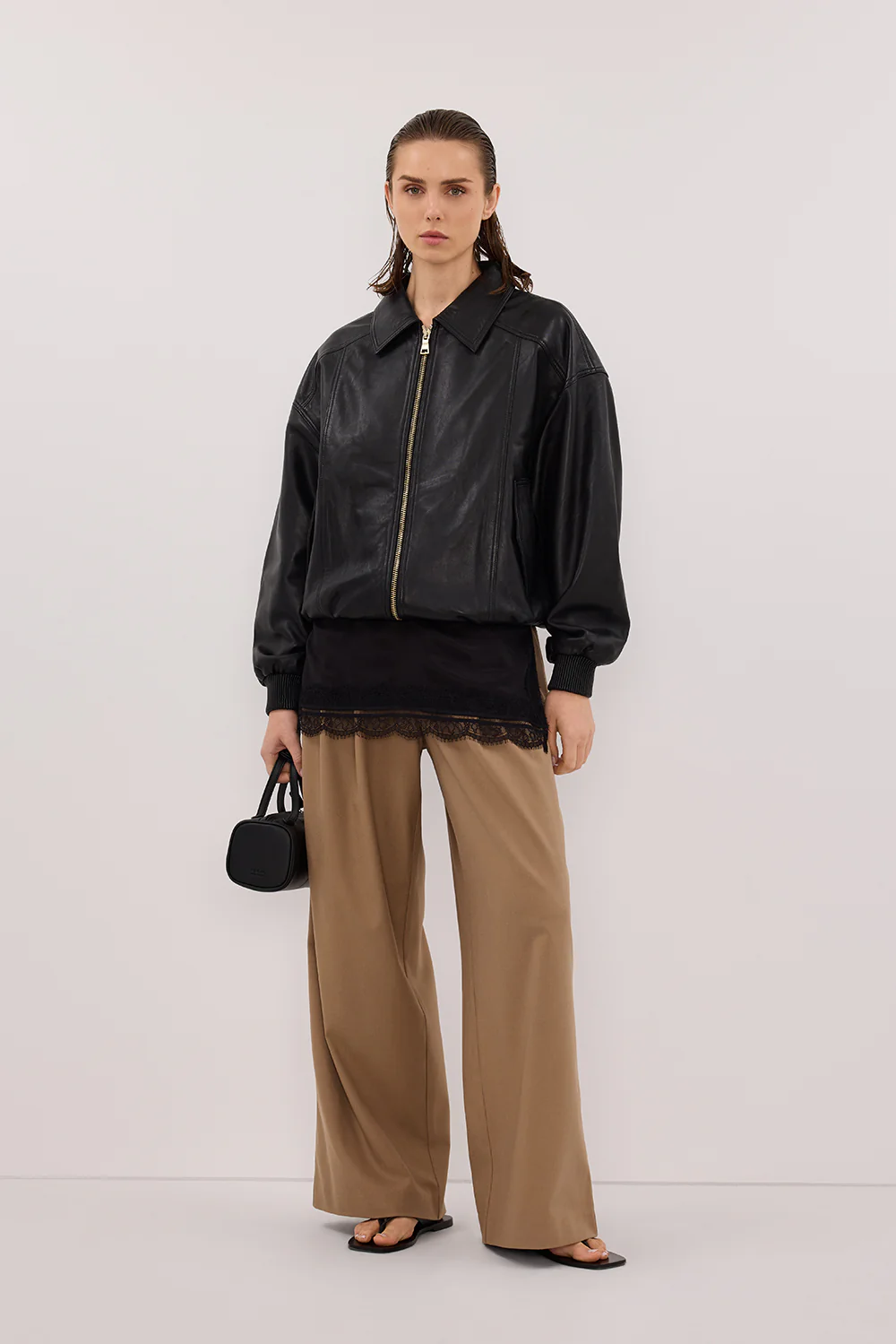 HUTTON BLACK LEATHER BOMBER JACKET - Gamepaces