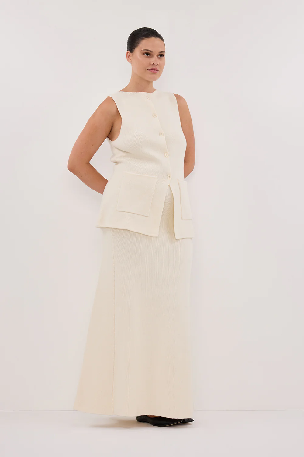 AVA CREAM LONGLINE KNIT MIDI SKIRT - Gamepaces