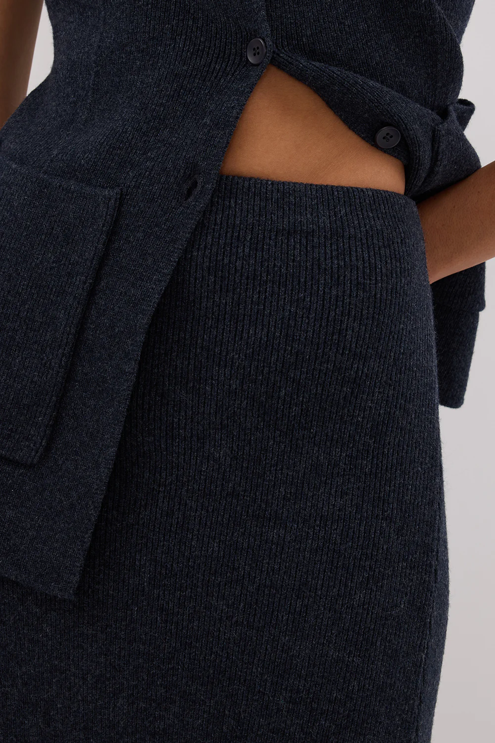 AVA INK LONGLINE KNIT MIDI SKIRT - Gamepaces