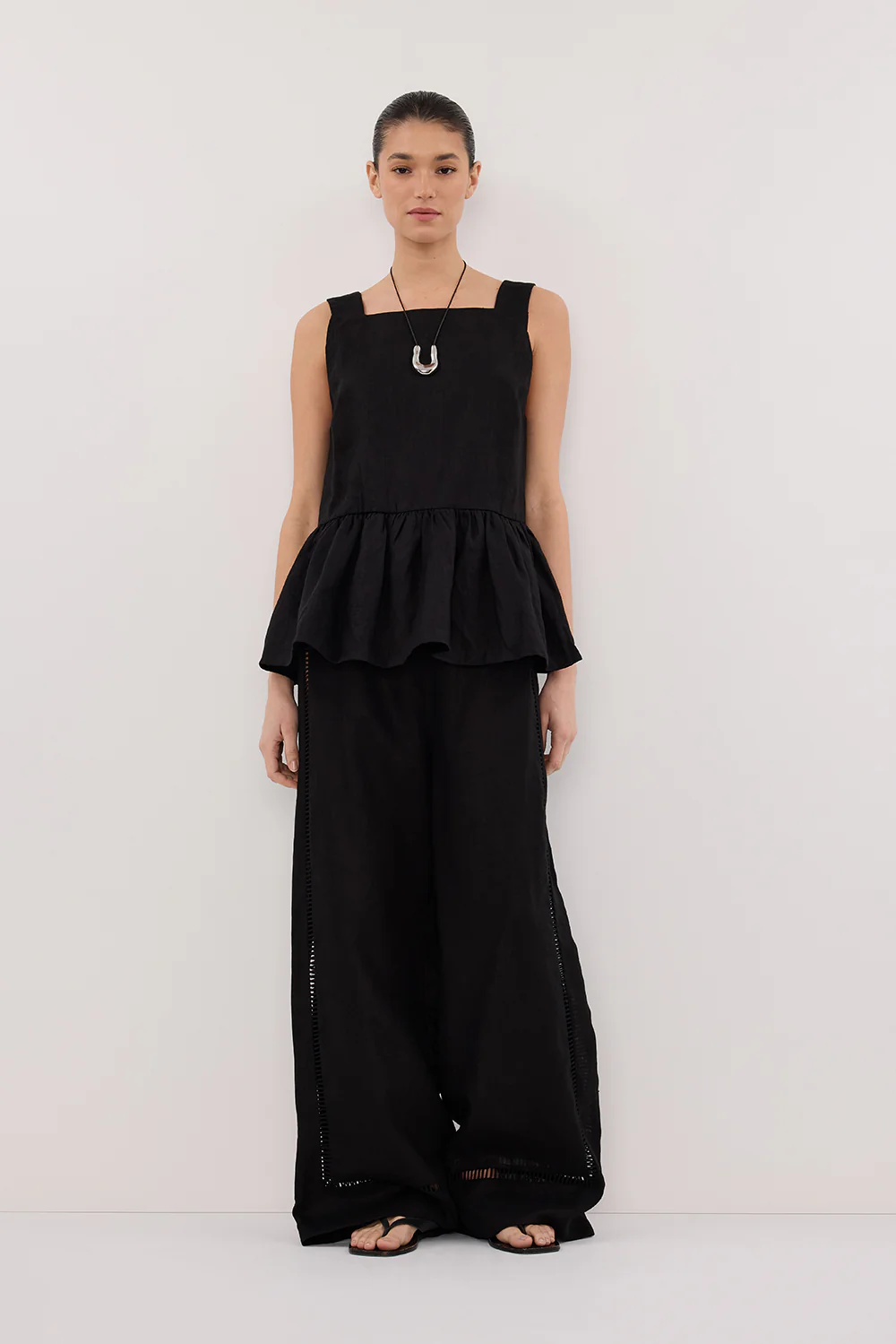 DAISY BLACK LINEN PEPLUM TOP - Gamepaces