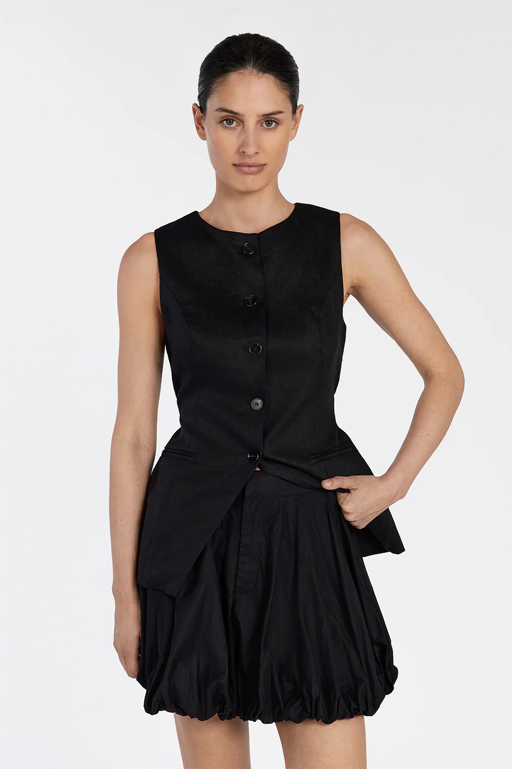 MARIA BLACK LINEN MINI SKIRT - Gamepaces